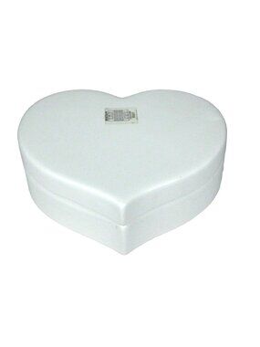 Horchow Porcelain Heart Shaped Trinket Dresser Vanity Jewelry Box Italy 5 inch